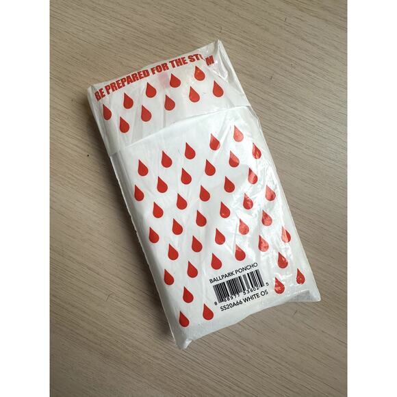 Supreme Ballpark Rain Poncho - NEW - Picture 2 of 2